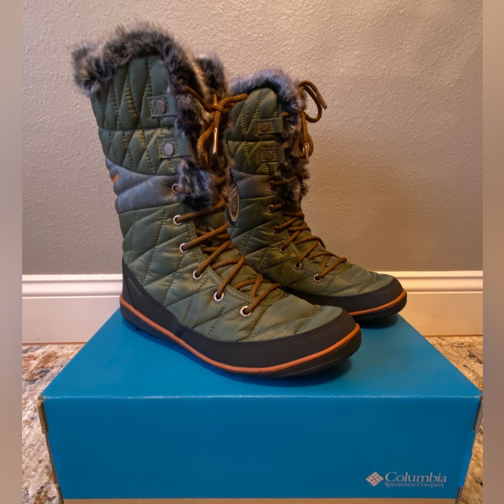 Columbia Heavenly OmniHeat Waterproof Boots Women’s 8.5